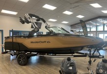 2024 Mastercraft NXT20 - Midnite Black